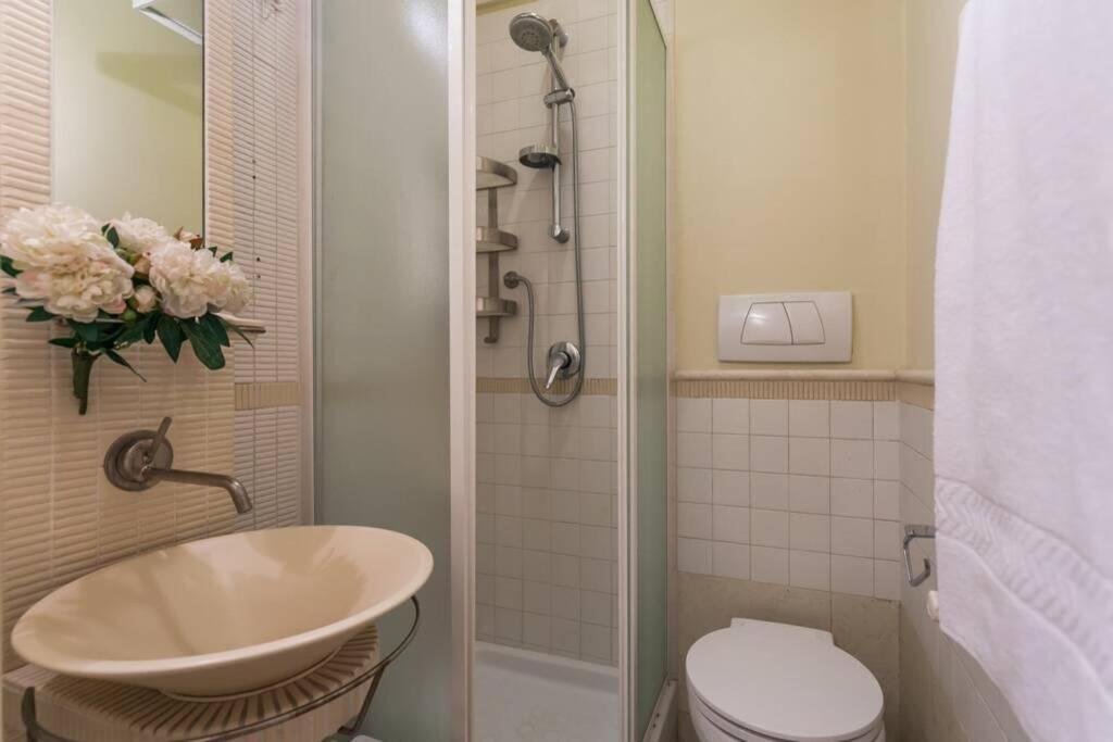 Borgo Pio - Quite And Spacious Apt Rom Exteriör bild